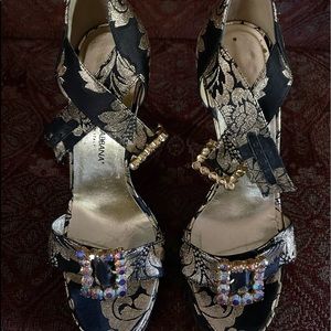 RARE Dolce & Gabbana Brocade Platform with Rhinestone Buckles Shoe Size 7